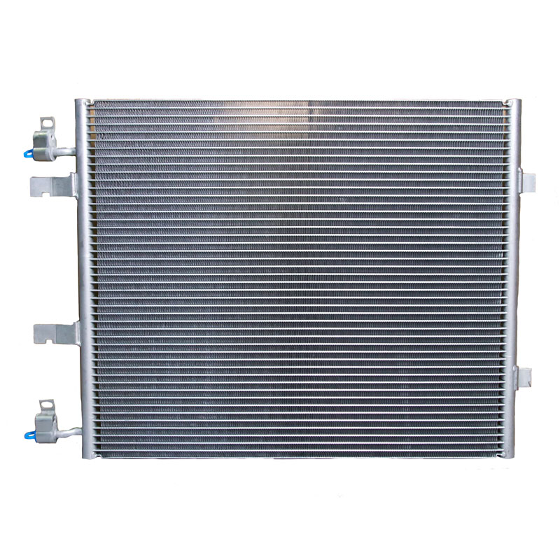 SATO Q+ Конденсер NISSAN Primastar 06-